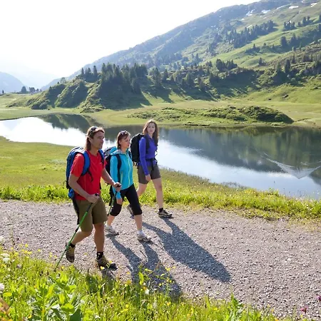 Daire Schwarzmann's *